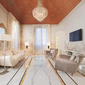 embassy-florence.it-tuscanyhotel.com/